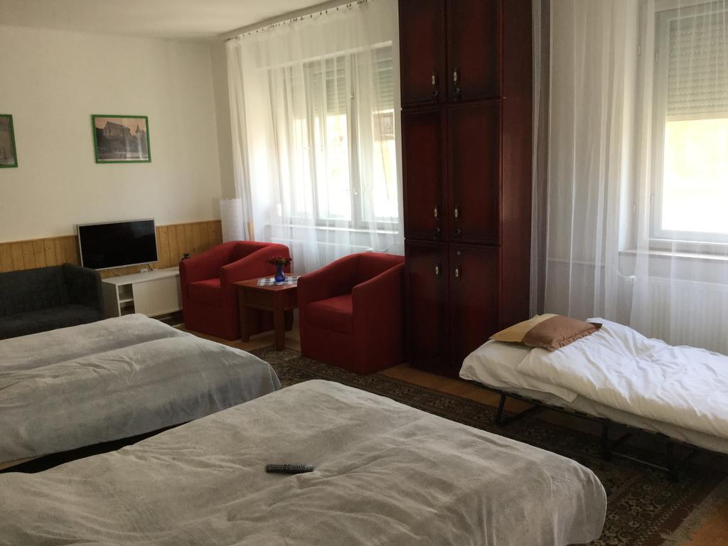 Avas Apartman Miskolc Exterior photo